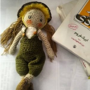 عروسک دستبافت دختر  مزرعه  کد 1105
