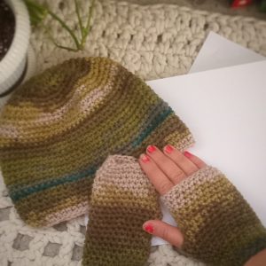 کلاه لئونی و دستکش رنگی دستبافت چند رنگ کد ۲۰